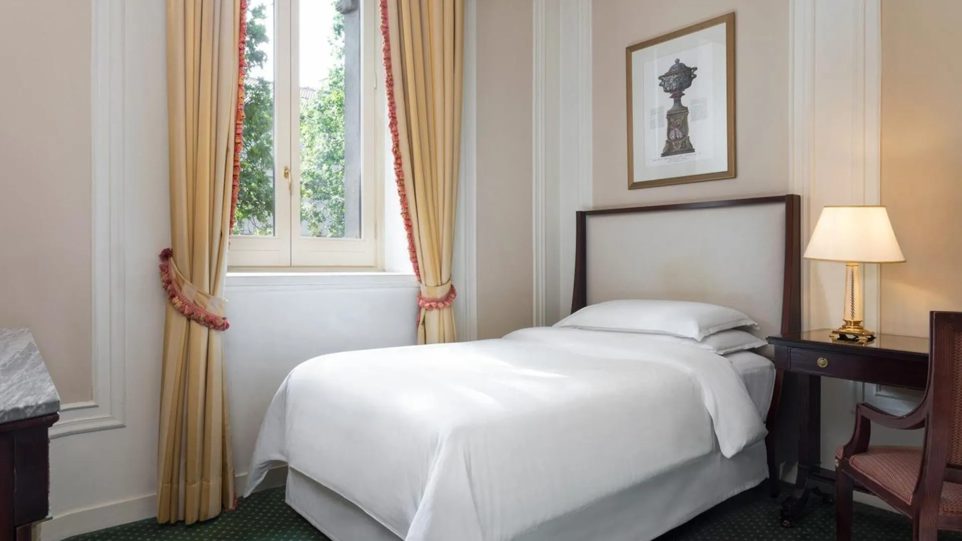 **** Hotel Sheraton Diana Majestic Milán Itálie